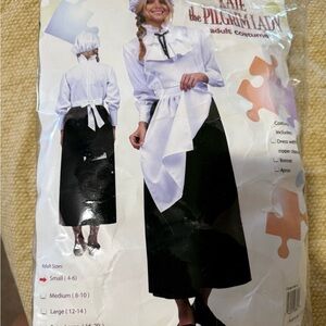Women’s small Black and White Women's pilgrimage costume